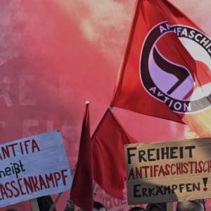 Niederlande debattieren über Einstufung von Antifa als Terrororganisation – Bundesregierung: Problem der Fassbarkeit
