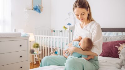 Studie: Muttermilch fördert Hirnentwicklung