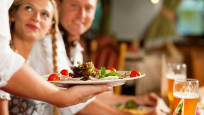 Existenzängste in der Gastronomie: Sorge vor Ende des ermäßigten Mehrwertsteuersatzes