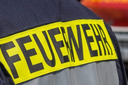 „Leipzig besetzen“: Brennende Barrikaden nach Polizeieinsatz