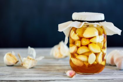 Knoblauch und Honig: Das Power-Duo für Immunsystem und Darm + Rezept