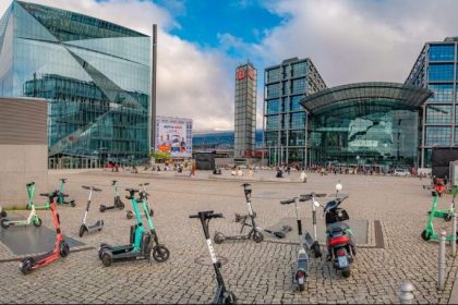 Verbannte E-Roller: Von Paris‘ Straßen direkt nach Berlin