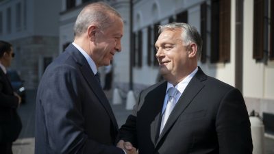 Diplomatische Treffen in Budapest: Ungarn will den Orient erreichen, die Türkei den Westen