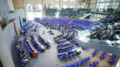Scholz spricht sich für Geschlechterparität in deutschen Parlamenten aus
