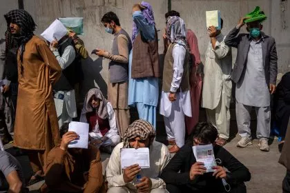 Iran will bis März 2026 weitere 800.000 Afghanen abschieben - Teil will nach Europa