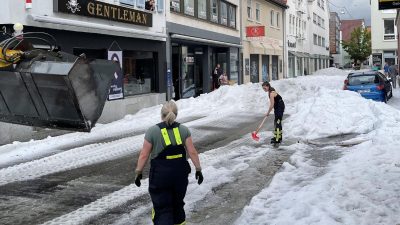 Unwetter mit Hagel verwandelt Worms in weiße Winterlandschaft