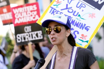 Hollywood-Studios treffen Drehbuchautoren: Kein Streik-Ende in Sicht