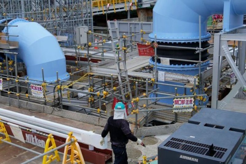 Der Betreiberkonzern will das Wasser aus der Atomruine Fukushima verdünnen.