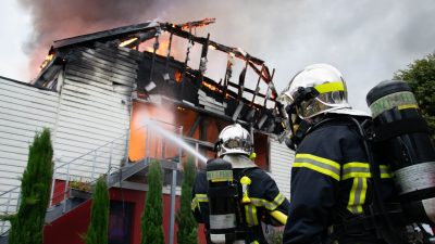 Elsass: Elf Vermisste nach Feuer in Ferienunterkunft