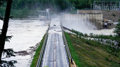 Überschwemmungen in Norwegen: Schäden an Wasserkraftwerk