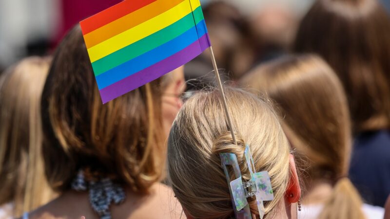 Umzüge zum Christopher-Street-Day (CSD) zeigen Unterstützung für homosexuelle und queere Menschen. (Symbolybild)