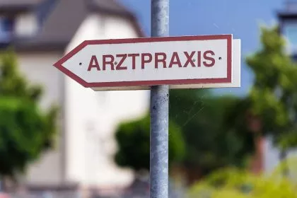 Ärztestreik: Etliche Arztpraxen aus Protest bis Jahresende geschlossen