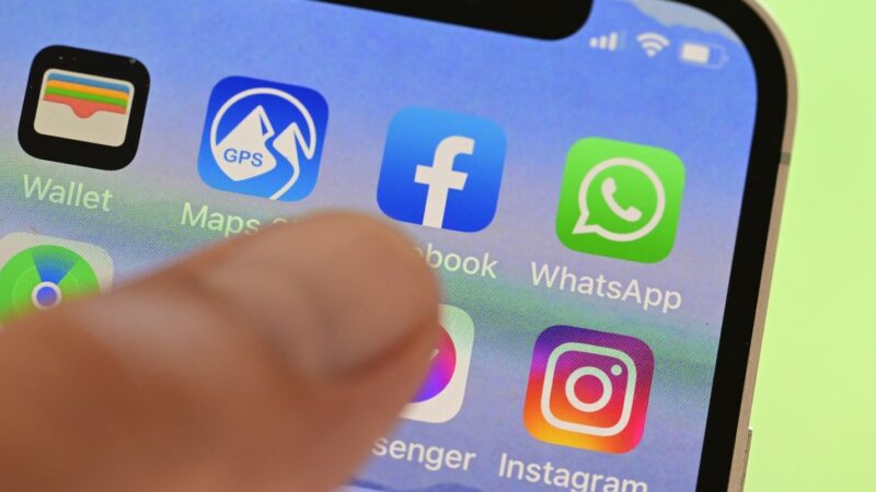 Soziale Medien müssen künftig schärfer gegen illegale Inhalte vorgehen.