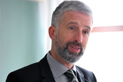 „Stadtbild“: Tübingens OB verteidigt Merz – Kritik an „Empörungskultur“