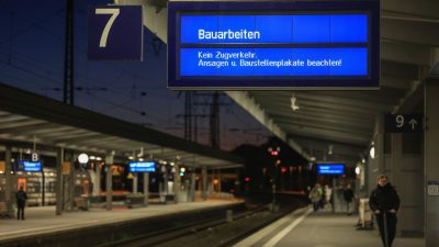 Bahn sperrt in Herbstferien im Ruhrgebiet Strecken