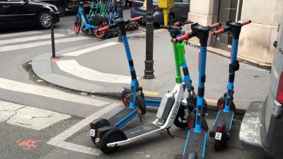 Paris verbannt E-Scooter – 15.000 Roller ziehen um