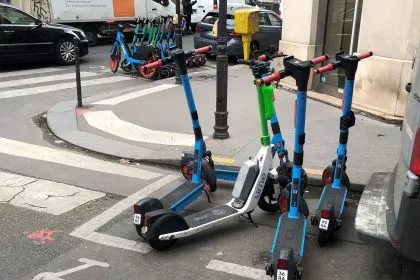 Paris verbannt E-Scooter – 15.000 Roller ziehen um