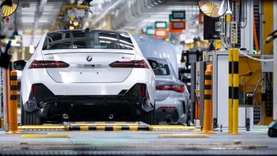 Bürgerentscheid über BMW-Batteriefabrik läuft an