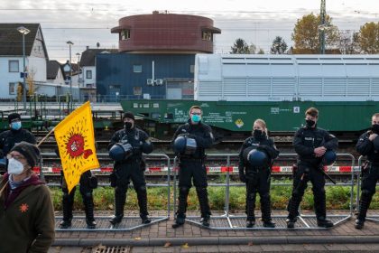 Gericht: Observierung und Fahndung in Fall von Umweltaktivistin rechtswidrig