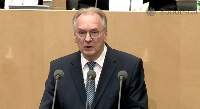 Sachsen-Anhalts Ministerpräsident Reiner Haseloff (CDU) hat die Legalisierung von Cannabis am 29.09.2023 als „großen Fehler“ bezeichnet.