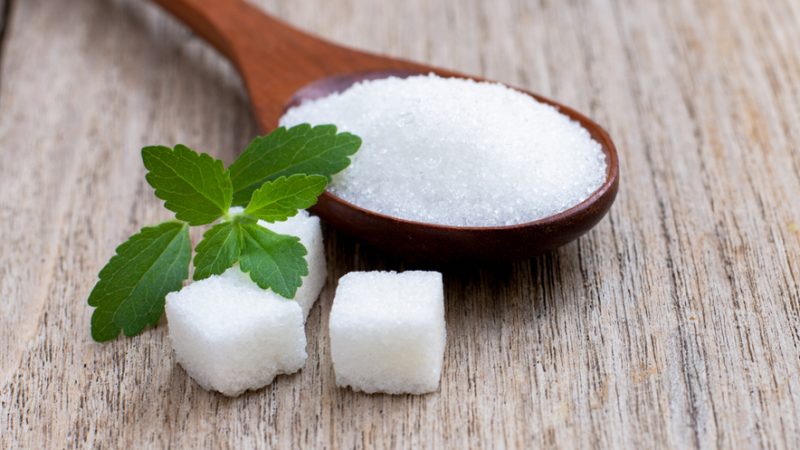 Stevia: Ein beliebter Süßstoff, der den Blutzucker senkt und Diabetes entgegenwirkt