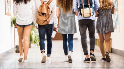 Elternrat fordert Schulen auf, Konsens über Kleiderordnung zu schließen