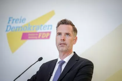 Asylpolitik: FDP fordert Debatte über Ruanda-Modell