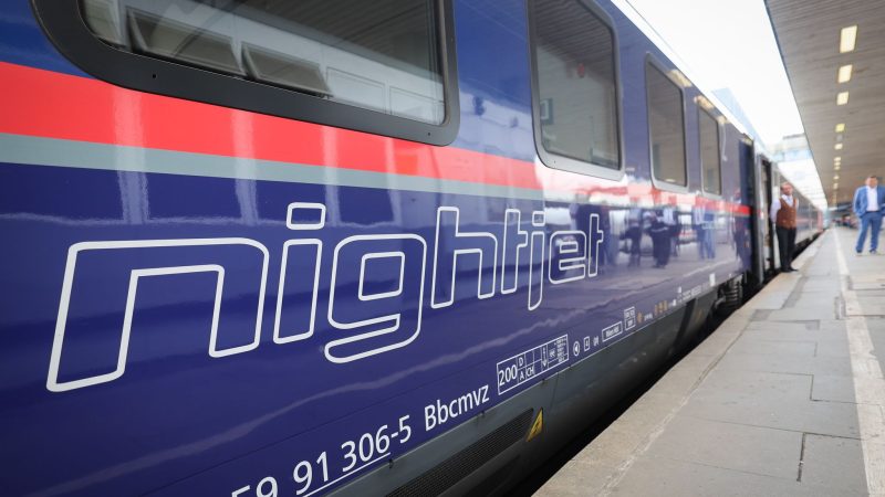 Ein Waggon des Nightjet der Österreichischen Bundesbahn. Ab Dezember bieten die DB und die ÖBB von Berlin und Wien aus Nightjet-Verbindungen nach Paris und Brüssel an.