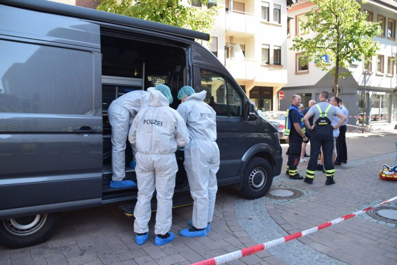 Baden-Württemberg: Mann flieht aus Psychiatrie und ersticht Frau