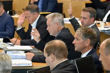 FDP und Union setzen Gesetzentwurf mit AfD-Stimmen durch