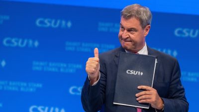 Markus Söder ist beim Parteitag der CSU in München mit einem persönlichen Rekordergebnis als Vorsitzender der Christsozialen bestätigt worden.