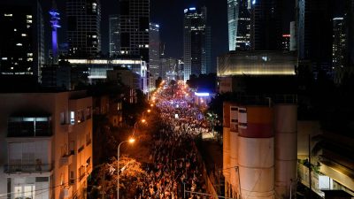 Justizumbau: Hunderttausend demonstrieren in Tel Aviv gegen Regierung