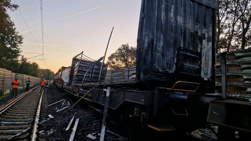 Brand auf Güterzug: Bahnverkehr bei Hannover beeinträchtigt