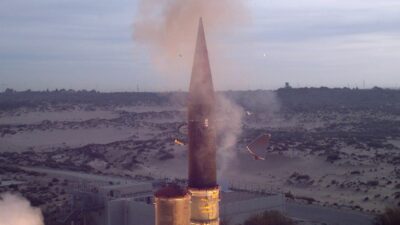 Israel: Huthi-Rakete im Weltall abgefangen – Abwehrsystem „Arrow“ besteht Feuerprobe