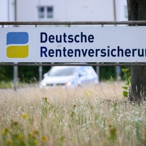 Rotstift auf dem Rücken der Beitragszahler: 10 Milliarden weniger für die Rentenkasse