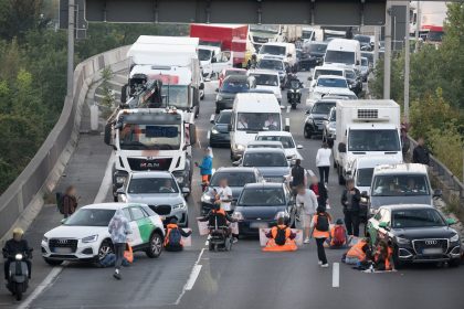 Klimaproteste verwerflich: Oberlandesgericht Karlsruhe hebt Freispruch für „Letzte Generation“ auf