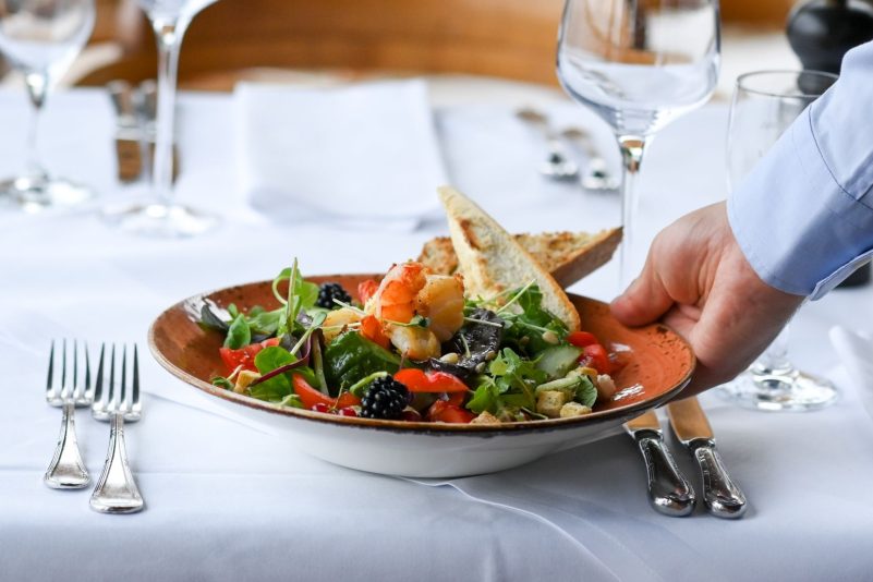 Teures auf dem Teller: Beim Restaurantbesuch könnten die Preise in nächster Zeit steigen.
