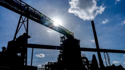 Energiepreise zu hoch: Stahlwerk Hamburg schließt für fünf Wochen