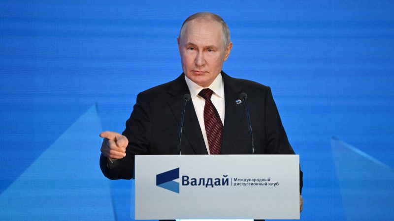 Putin: „Europa errichtet einen neuen Eisernen Vorhang“