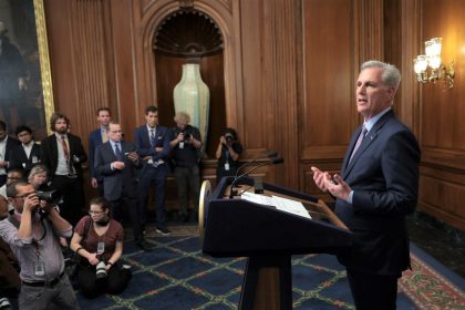 „Dysfunktionale Demokratie“ im US-Kongress: Warum wurde McCarthy abgewählt?