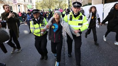 Greta Thunberg vor Gericht: Britische Polizei ermittelt nach Protestaktion in London