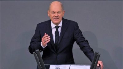 Scholz gibt im Bundestag Regierungserklärung zum EU-Gipfel ab