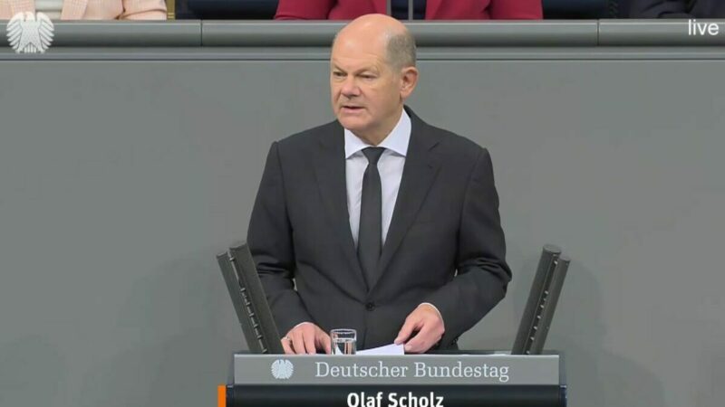 Bundeskanzler Olaf Scholz (SPD) am 12. Oktober bei seiner Regierungserklärung zur Lage in Israel