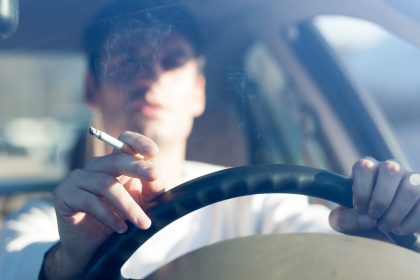 Lauterbachs geplantes Rauchverbot im Auto vorerst vom Tisch