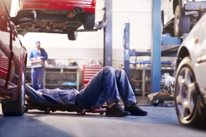 Quasi-Monopol der Hersteller: Kfz-Versicherer erwarten steigende Reparaturkosten