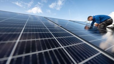 Montage und Planung: Solarbranche braucht hunderttausende Fachkräfte