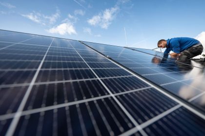 Montage und Planung: Solarbranche braucht hunderttausende Fachkräfte