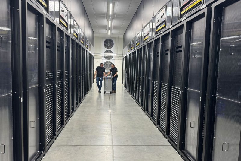 Das europäische Rechenzentrum von Apple in Dänemark wird zu 100 Prozent mit erneuerbarer Energie betrieben.
