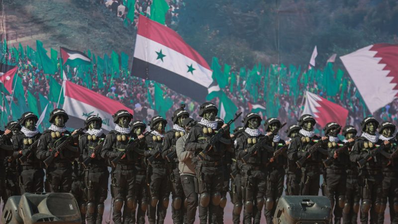 Mitglieder der Kassam-Brigaden, des bewaffneten Flügels der Hamas, bei einer Parade im Gazastreifen im Dezember 2022.