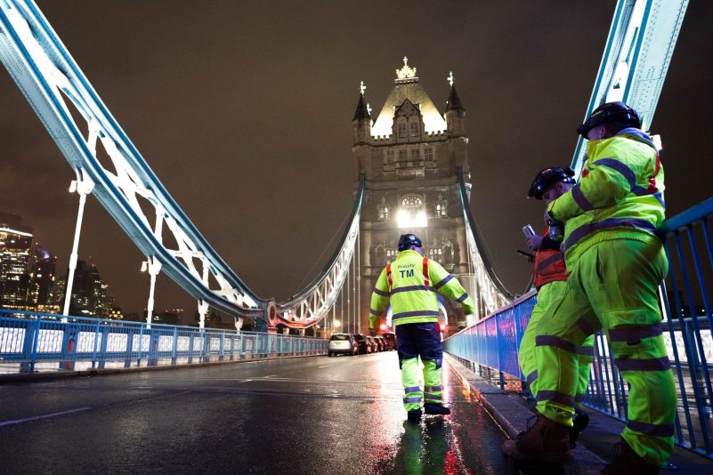 Nach Jahrzehnten: Tower-Bridge in London bekommt neue Bolzen